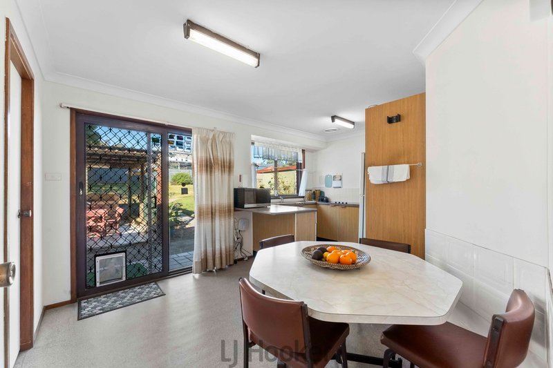 Photo - 130 Rosemary Row, Rathmines NSW 2283 - Image 11