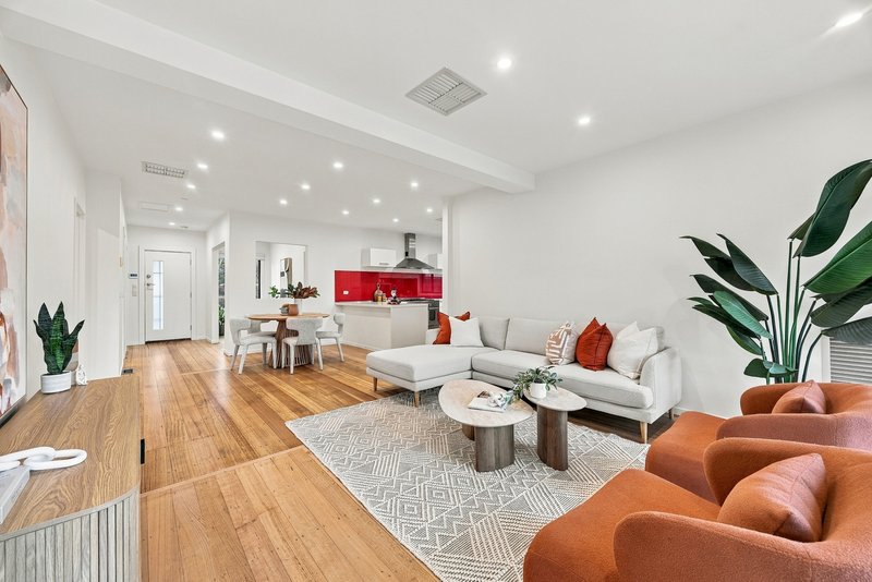 Photo - 130 Somers Avenue, Macleod VIC 3085 - Image 6