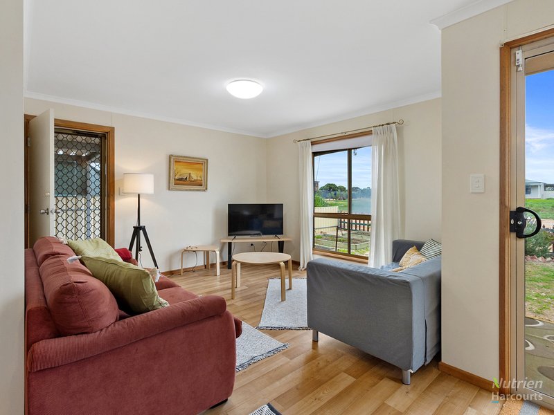 Photo - 130 Songvaar Road, Port Victoria SA 5573 - Image 3