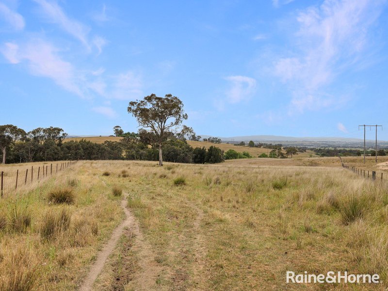 Photo - 130 Spring Close, Mount Rankin NSW 2795 - Image 21