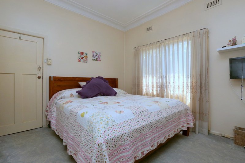 Photo - 130 Stacey Street, Bankstown NSW 2200 - Image 6