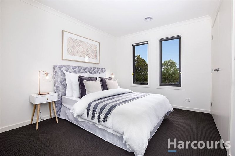 Photo - 1/30 Stonehaven Avenue, Boronia VIC 3155 - Image 11