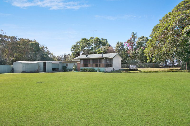 Photo - 130 Tweed Coast Road, Chinderah NSW 2487 - Image 2