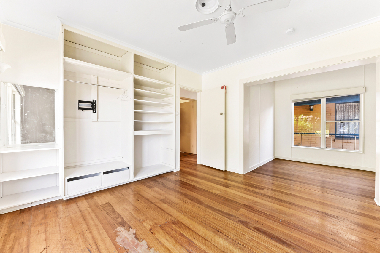 5-bedroom house at 130 Warrandyte Road, Ringwood, VIC 3134, Maroondah, Victoria