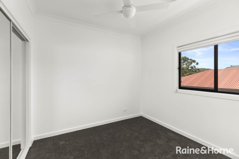 Photo - 1/30 Watkins Road, Elermore Vale NSW 2287 - Image 9