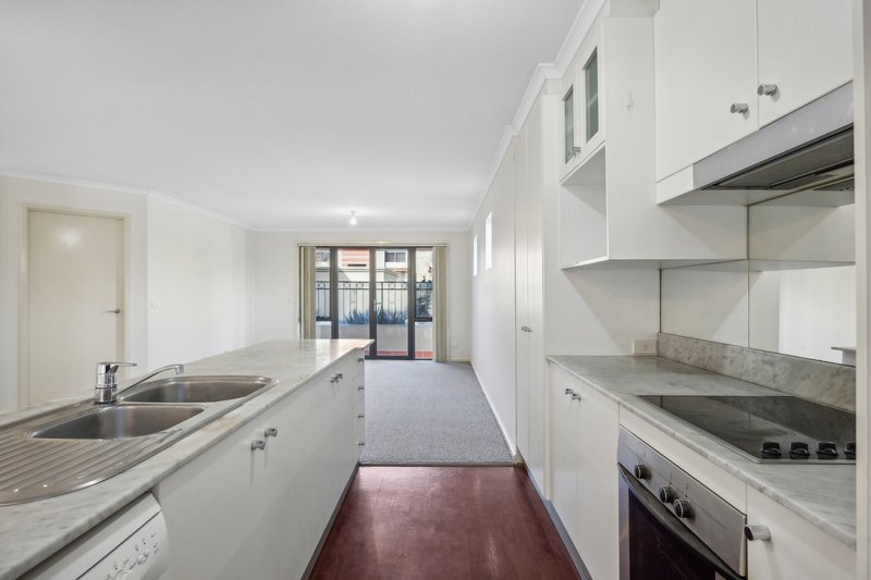 Photo - 1/30 Watson Street, Turner ACT 2612 - Image 2