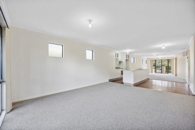 Photo - 1/30 Watson Street, Turner ACT 2612 - Image 3
