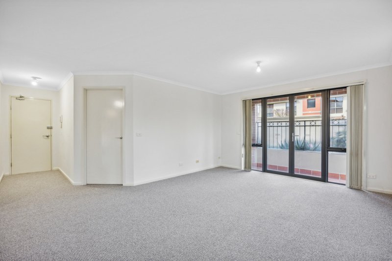Photo - 1/30 Watson Street, Turner ACT 2612 - Image 4
