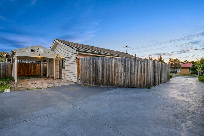 Photo - 1/30 Wattle Grove, Mulgrave VIC 3170 - Image 11