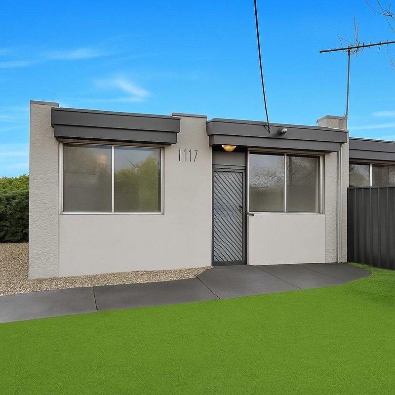 Photo - 1/30 Wheatsheaf Road, Glenroy VIC 3046 - Image 2