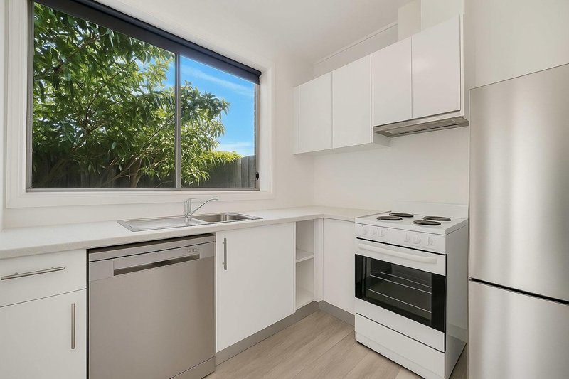 Photo - 1/30 Wheatsheaf Road, Glenroy VIC 3046 - Image 6