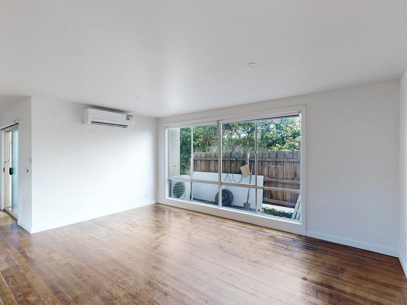 Photo - 1/30 Wilkinson Street, Tootgarook VIC 3941 - Image 3