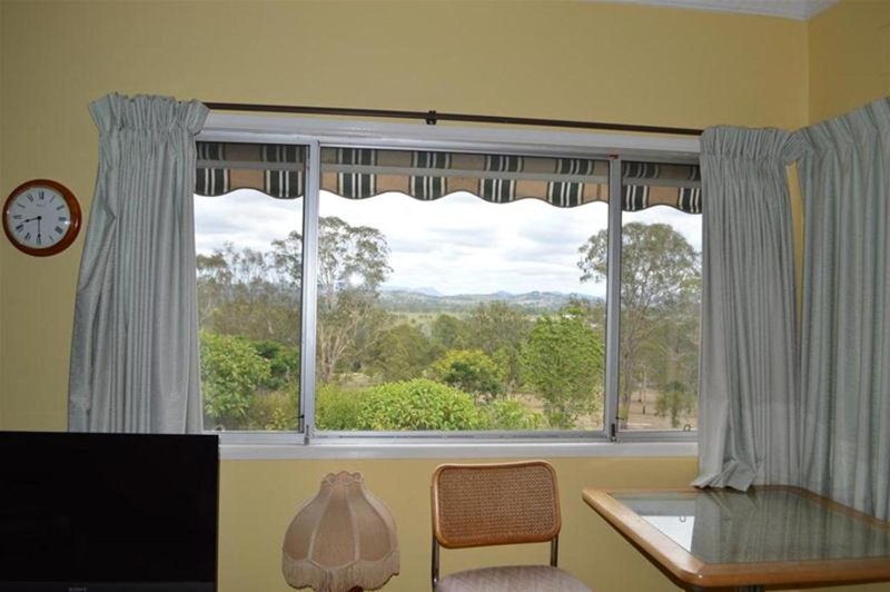 Photo - 130 Wingham Road, Taree NSW 2430 - Image 7