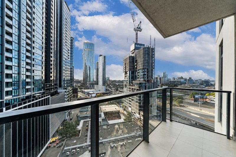 Photo - 1301/283 City Road, Southbank VIC 3006 - Image 6