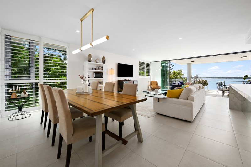 Photo - 1301/323 Bayview Street, Hollywell QLD 4216 - Image 8