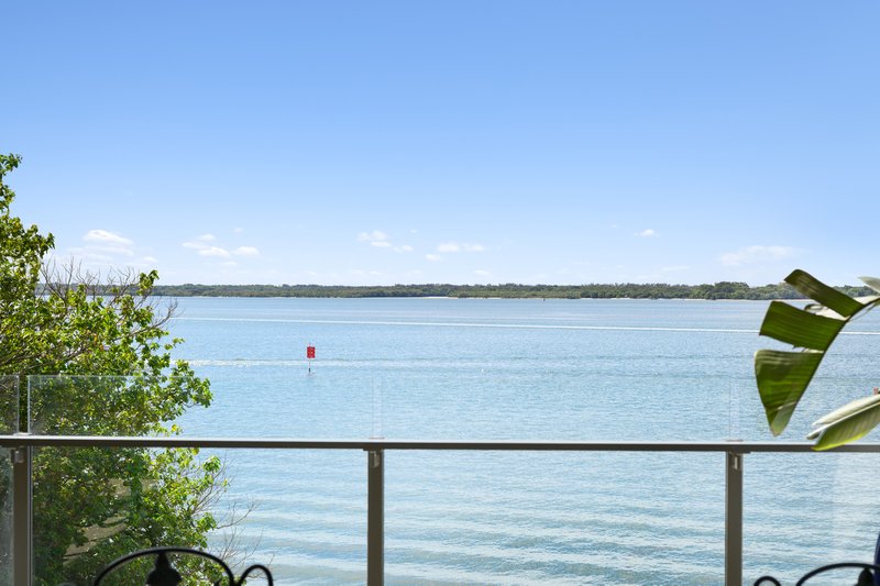Photo - 1301/323 Bayview Street, Hollywell QLD 4216 - Image 12