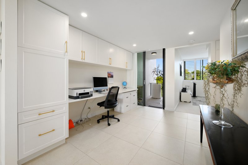 Photo - 1301/323 Bayview Street, Hollywell QLD 4216 - Image 13