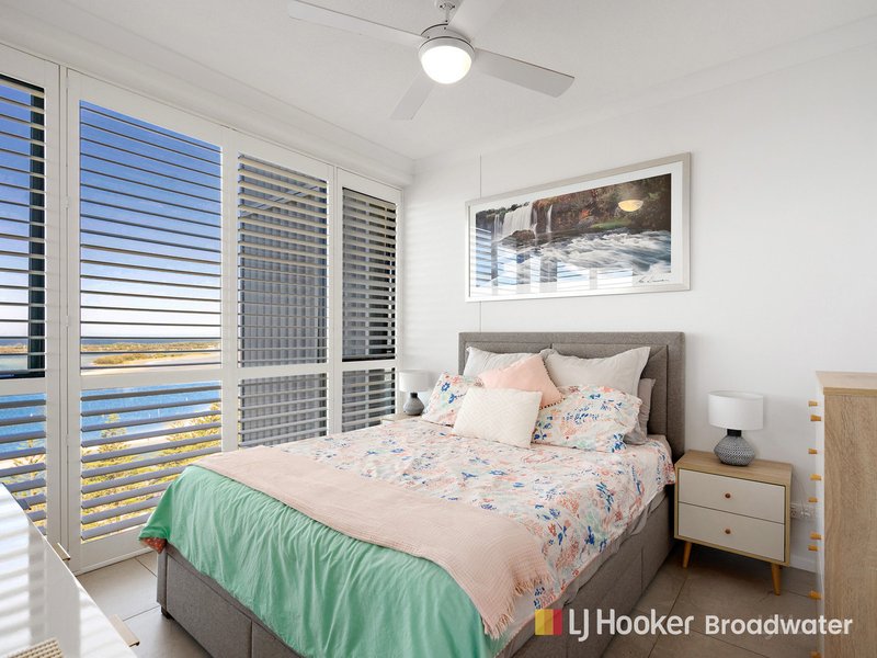 Photo - 1301/372 Marine Parade, Labrador QLD 4215 - Image 9