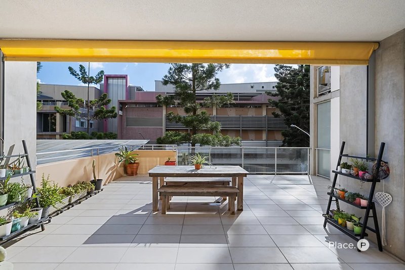 Photo - 1301/41 Blamey Street, Kelvin Grove QLD 4059 - Image 4