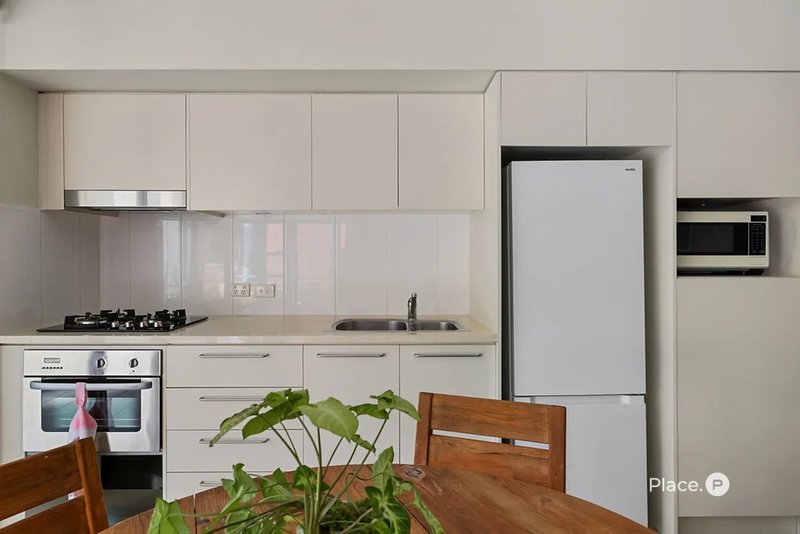Photo - 1301/41 Blamey Street, Kelvin Grove QLD 4059 - Image 8