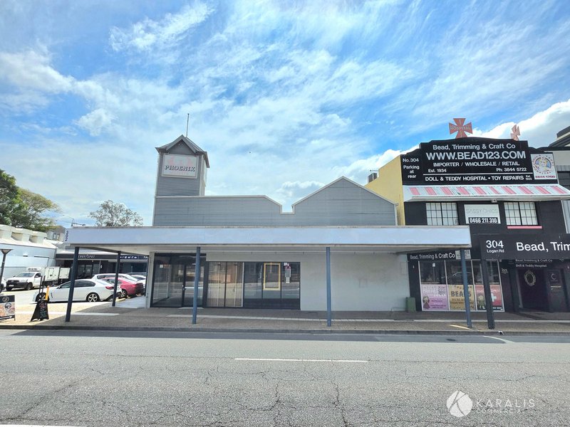 Photo - 1/302 Logan Road, Stones Corner QLD 4120 - Image 1