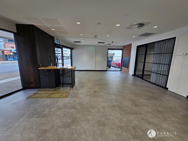 Photo - 1/302 Logan Road, Stones Corner QLD 4120 - Image 6