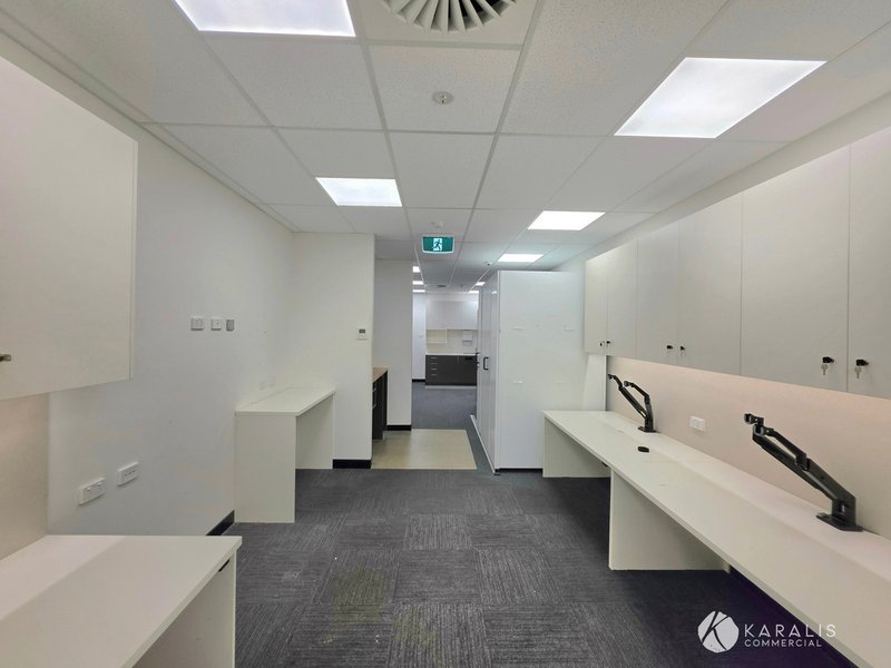 Photo - 1/302 Logan Road, Stones Corner QLD 4120 - Image 16