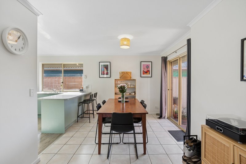 Photo - 1/302 Victoria Road, Largs North SA 5016 - Image 4
