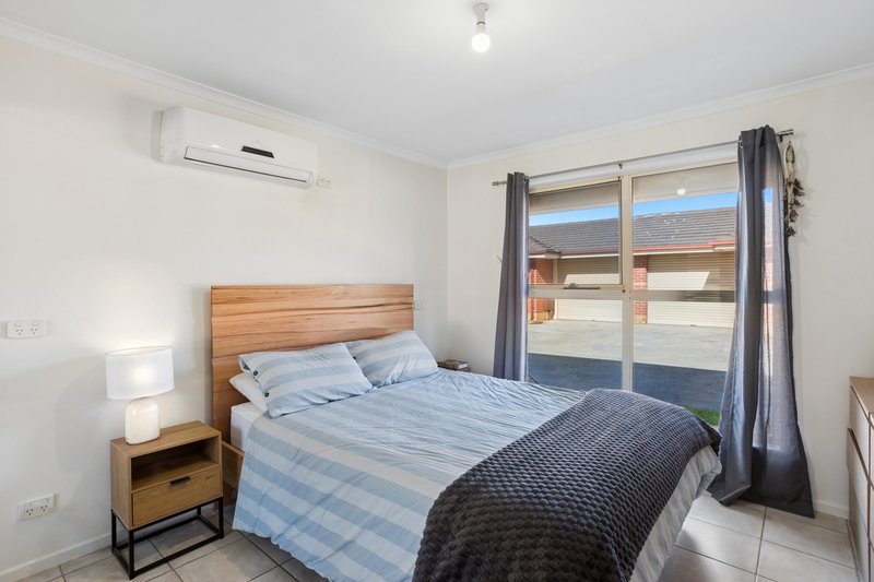 Photo - 1/302 Victoria Road, Largs North SA 5016 - Image 6