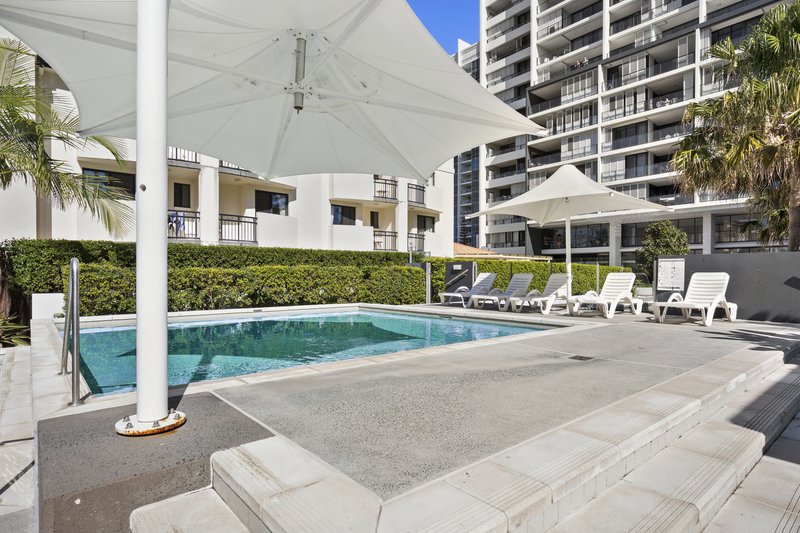 Photo - 1302/14 George Avenue, Broadbeach QLD 4218 - Image 19