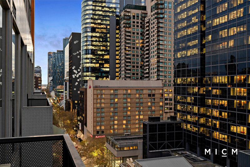 Photo - 1302/39 Lonsdale Street, Melbourne VIC 3000 - Image 7