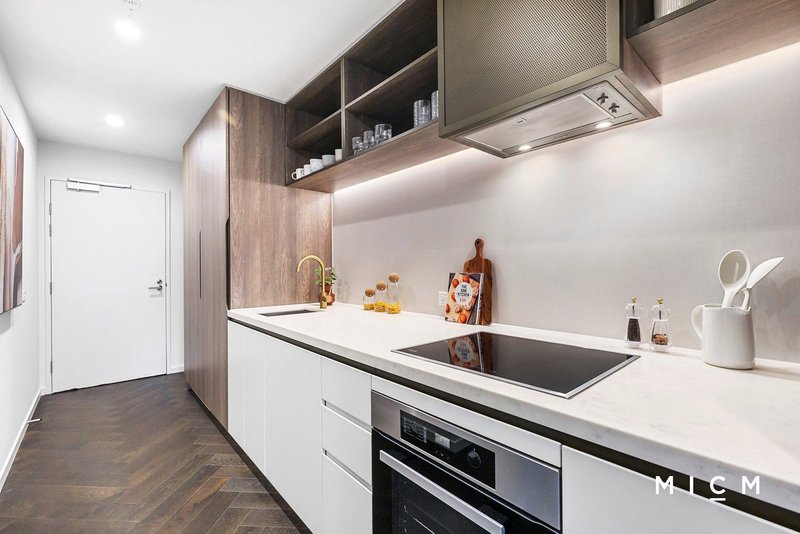 Photo - 1303/119 Abeckett Street, Melbourne VIC 3000 - Image 8