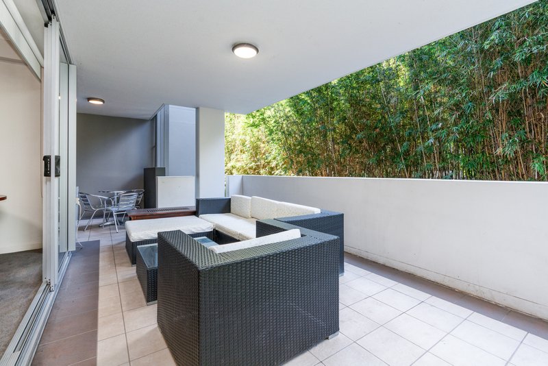 Photo - 1303/141 Campbell Street, Bowen Hills QLD 4006 - Image 3