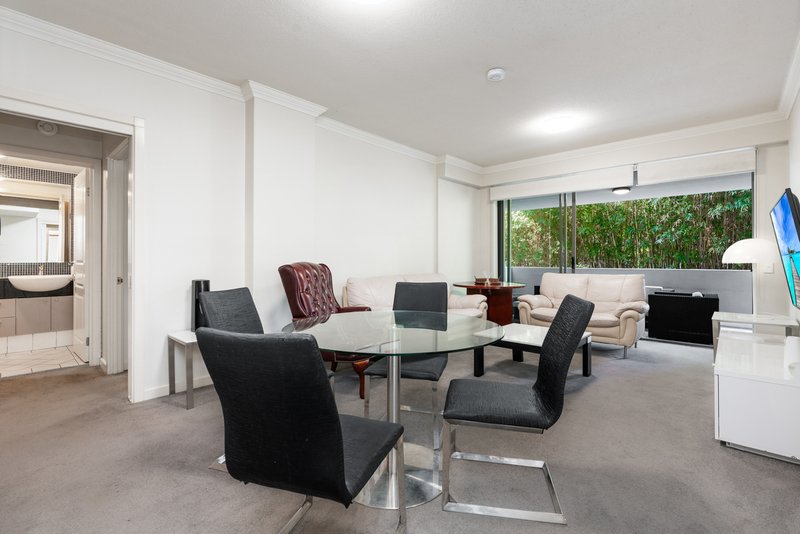 Photo - 1303/141 Campbell Street, Bowen Hills QLD 4006 - Image 5