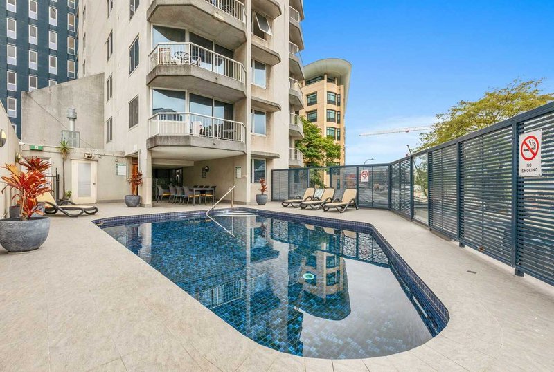 Photo - 1303/160 Roma Street, Brisbane City QLD 4000 - Image 10
