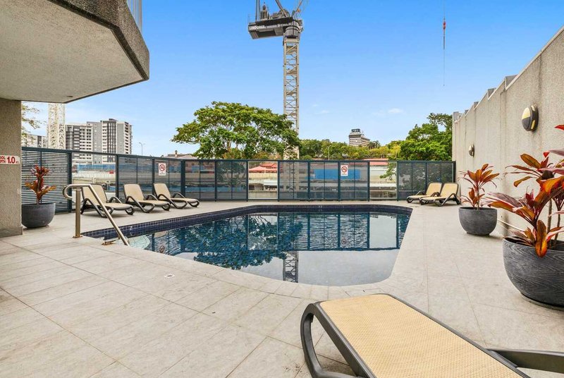 Photo - 1303/160 Roma Street, Brisbane City QLD 4000 - Image 12