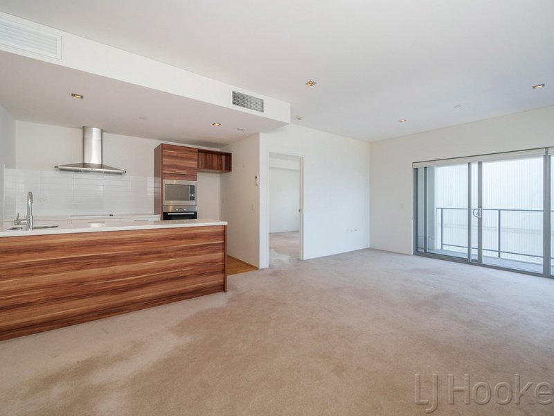 Photo - 1303/237 Adelaide Terrace, Perth WA 6000 - Image 4