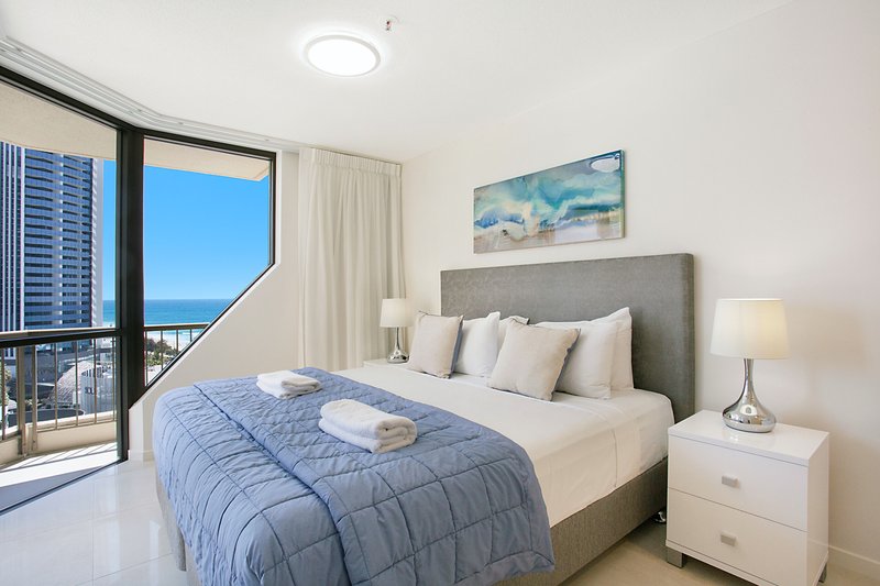 Photo - 1303/3 Hanlan Street, Surfers Paradise QLD 4217 - Image 7