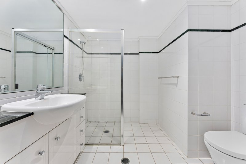 Photo - 1303/8 Brown Street, Chatswood NSW 2067 - Image 6