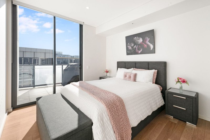 Photo - 1303A/7-9 Kent Road, Mascot NSW 2020 - Image 8