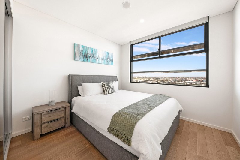 Photo - 1303A/7-9 Kent Road, Mascot NSW 2020 - Image 9