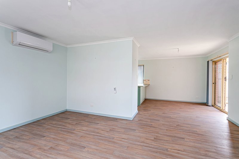 Photo - 1/304 Victoria Road, Largs North SA 5016 - Image 4