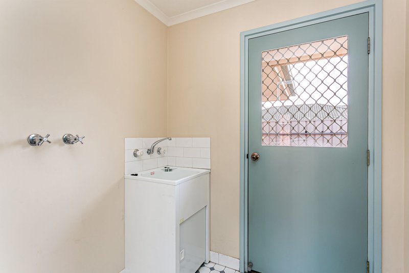 Photo - 1/304 Victoria Road, Largs North SA 5016 - Image 10