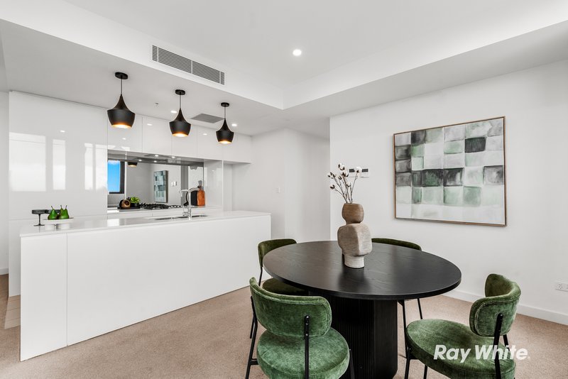 Photo - 1304/1 Boys Avenue, Blacktown NSW 2148 - Image 3