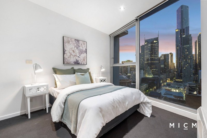 Photo - 1304/68 La Trobe Street, Melbourne VIC 3000 - Image 7