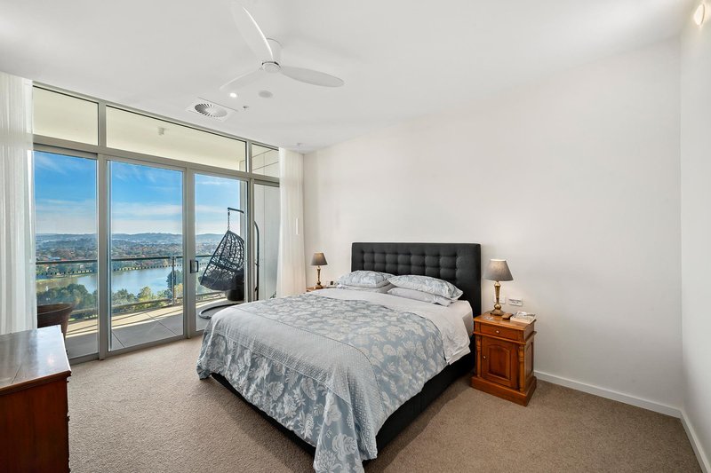 Photo - 1305 'Lumi'/102 Swain Street, Gungahlin ACT 2912 - Image 16