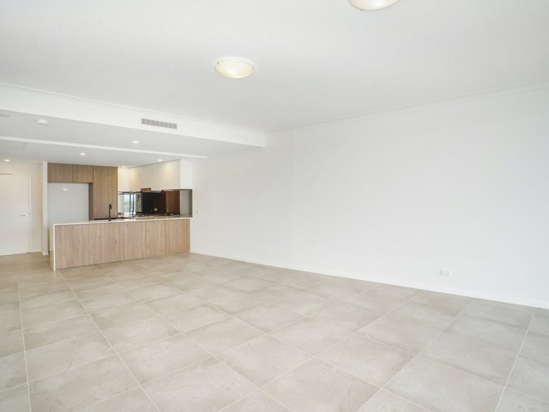 Photo - 1305/1 Grant Avenue, Hope Island QLD 4212 - Image 3