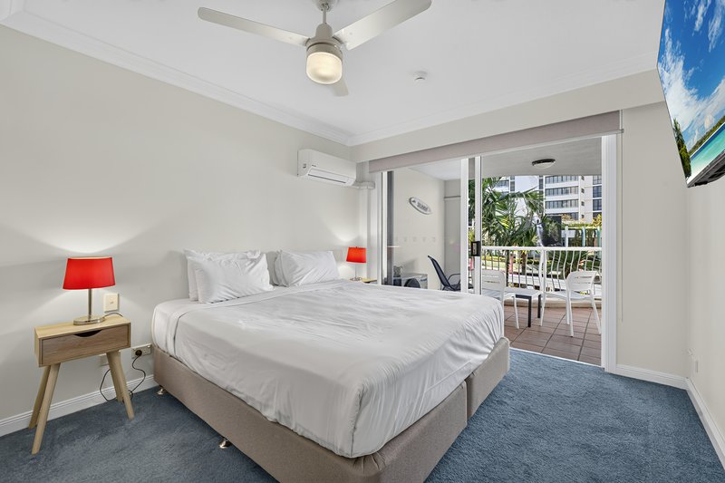 Photo - 1305/24-26 Queensland Avenue, Broadbeach QLD 4218 - Image 6