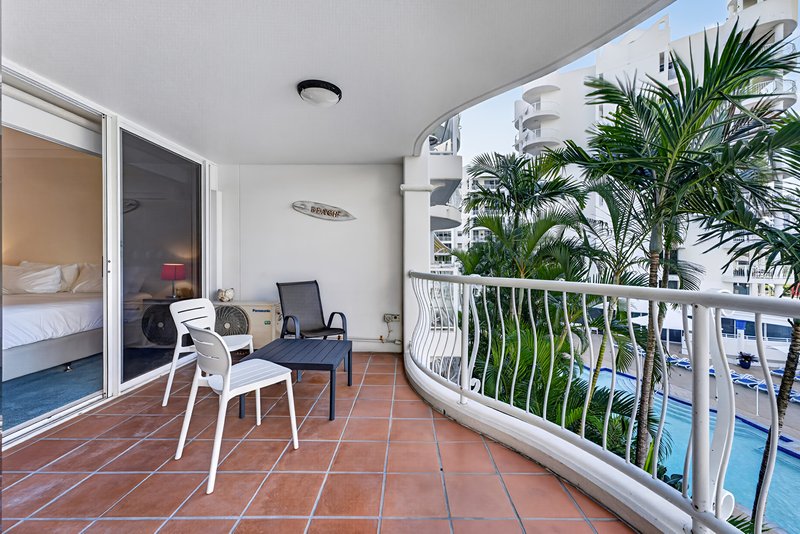Photo - 1305/24-26 Queensland Avenue, Broadbeach QLD 4218 - Image 8