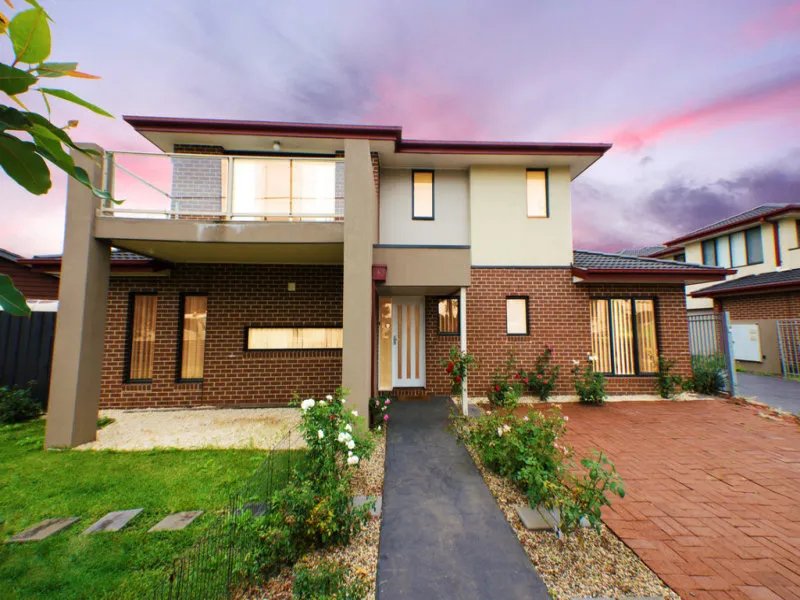 Photo - 1/306 Canterbury Road, Bayswater North VIC 3153 - Image 1